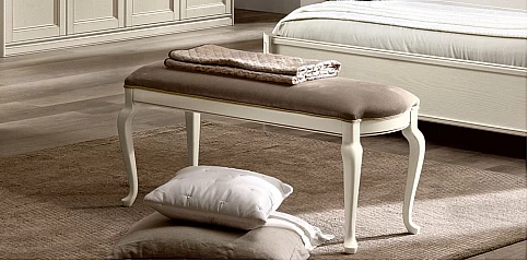 Ταμπουρέ υπνοδωματίου σε λευκή πατίνα NOSTALGIA (NOST)